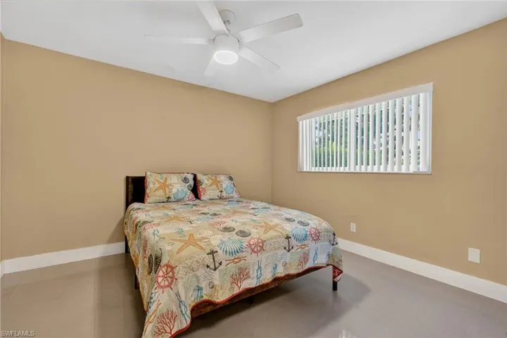 4129 Country Club Blvd, Cape Coral, Florida 33904