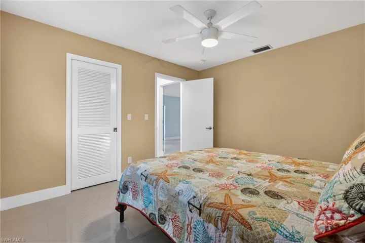 4129 Country Club Blvd, Cape Coral, Florida 33904