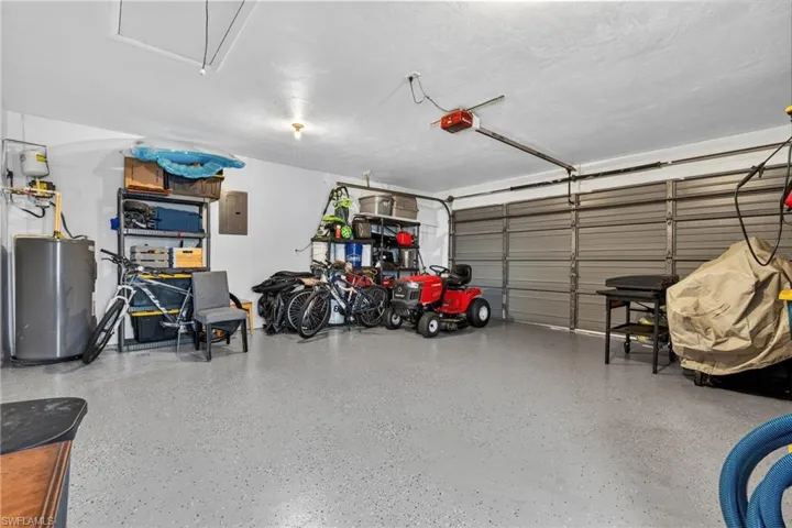4129 Country Club Blvd, Cape Coral, Florida 33904