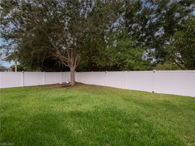 2501 Hawks Preserve Dr, Fort Myers, Florida 33905