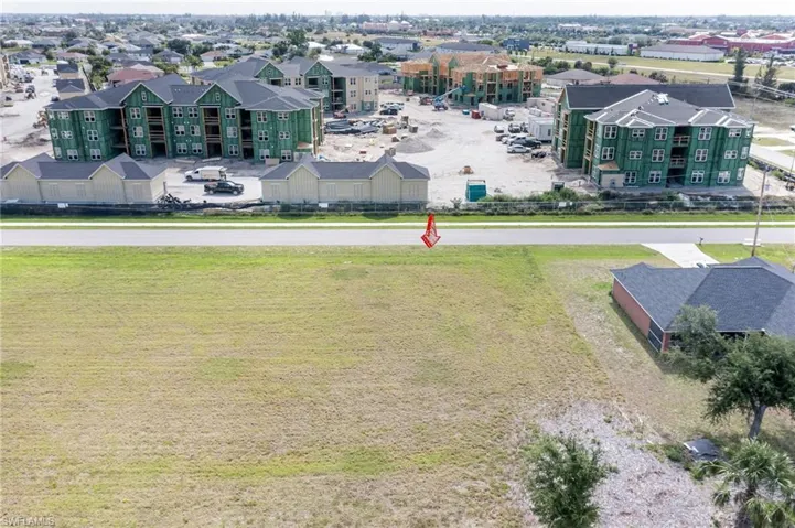 418 SW 15th  PL, Cape Coral, FL 33991