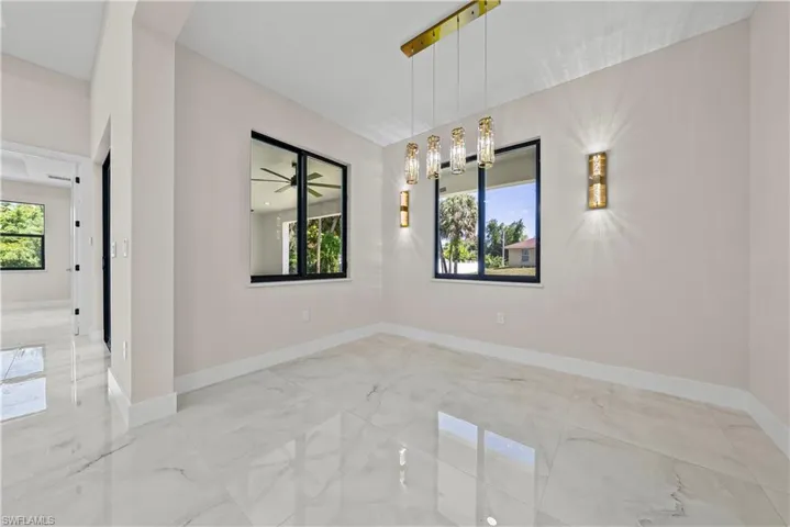 3621  4th W ST, Lehigh Acres, FL 33971