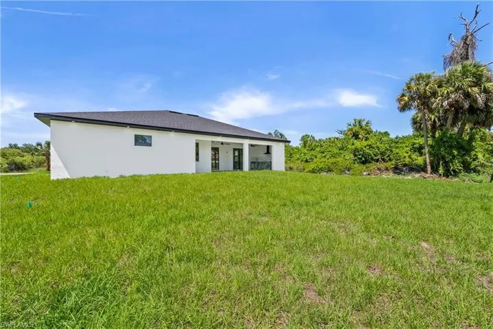 3621  4th W ST, Lehigh Acres, FL 33971