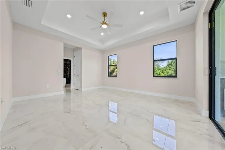 3621  4th W ST, Lehigh Acres, FL 33971
