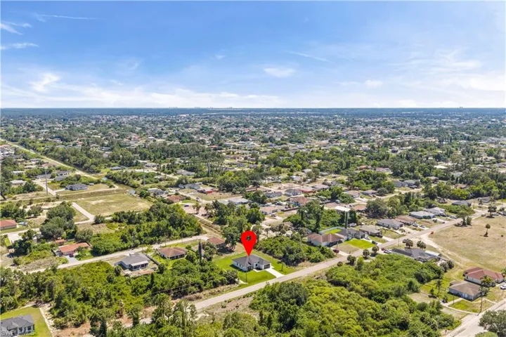 3621  4th W ST, Lehigh Acres, FL 33971