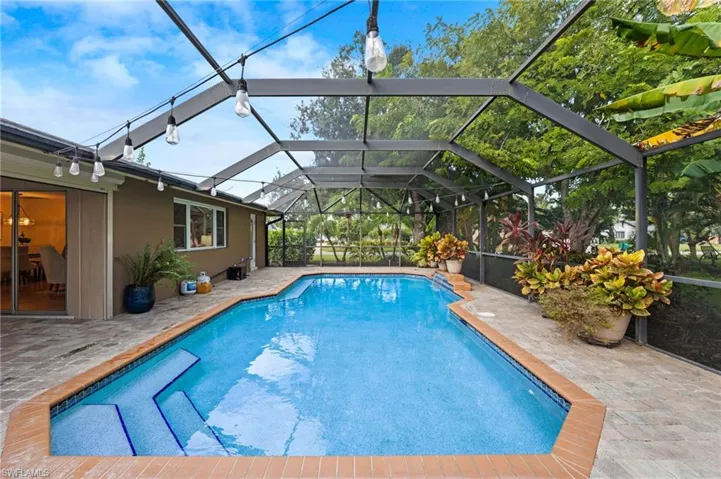 1335 Currier Cir, Fort Myers, Florida 33919