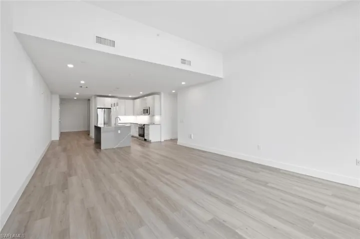 1950 Mayfair St Ph11, Naples, Florida 34104