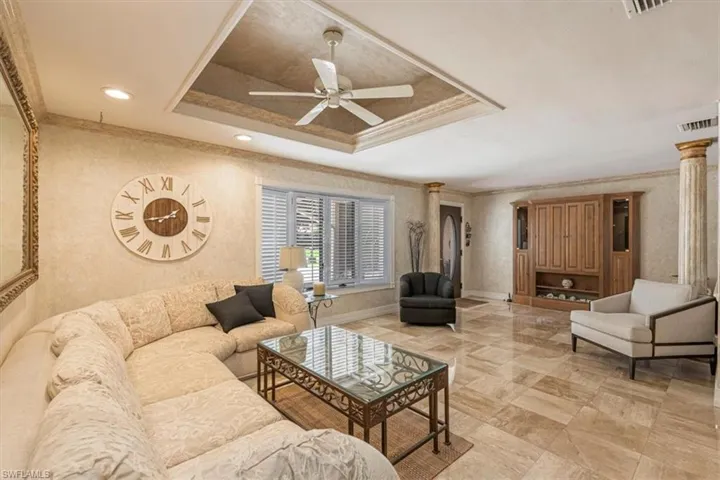 221 Viking Way, Naples, Florida 34110