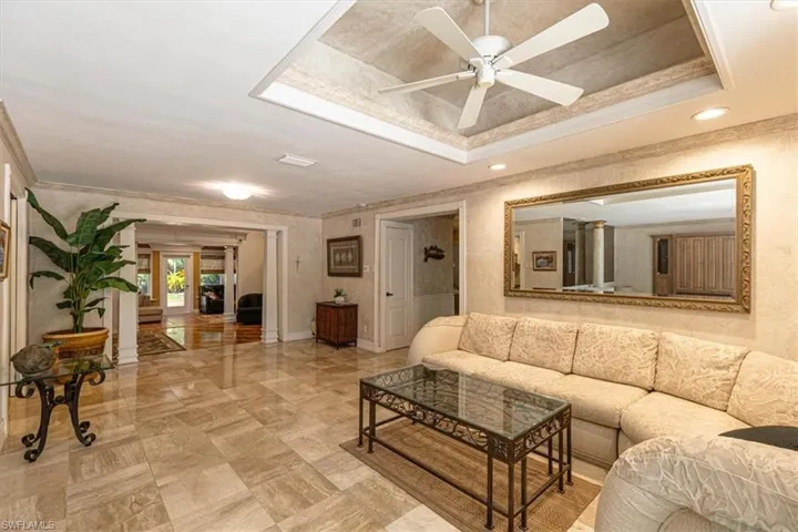 221 Viking Way, Naples, Florida 34110