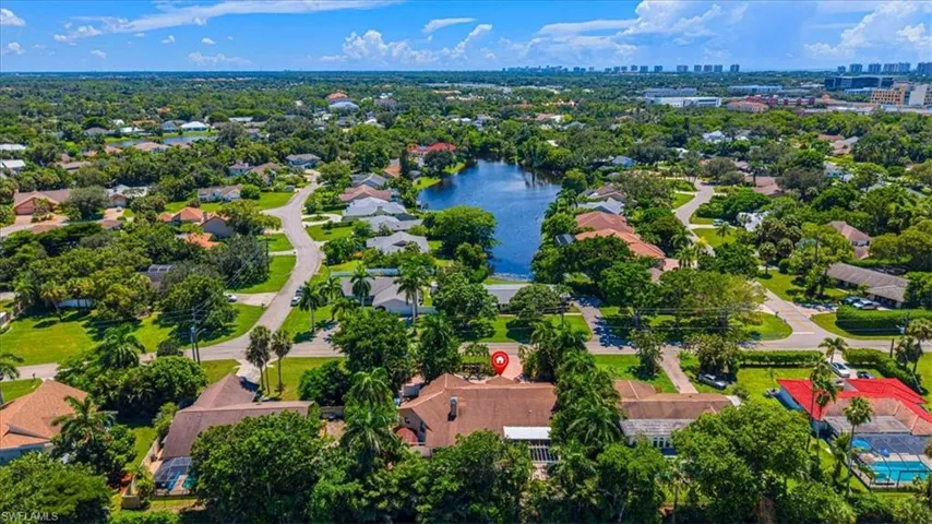 221 Viking Way, Naples, Florida 34110