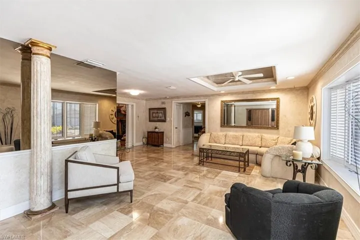 221 Viking Way, Naples, Florida 34110