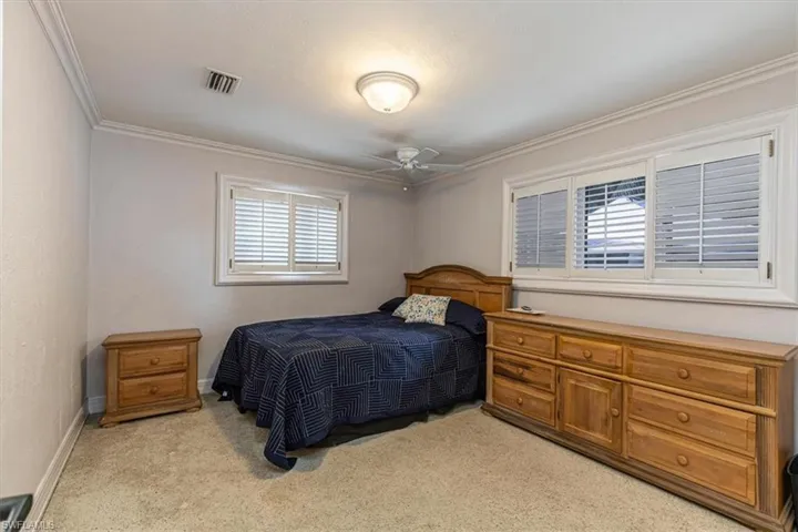 221 Viking Way, Naples, Florida 34110