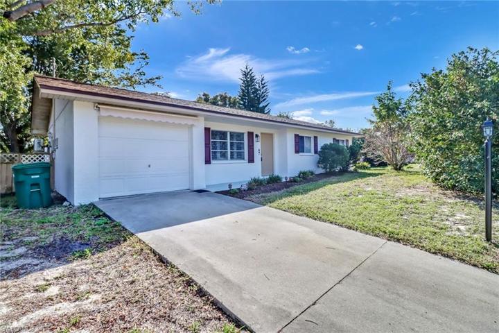 1716  49th SW ST, NAPLES, FL 34116