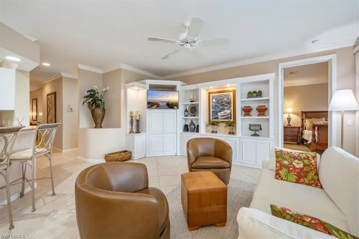 5060  Yacht Harbor  CIR, Naples, FL 34112