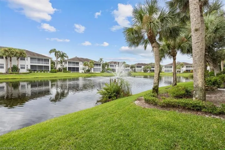 5060  Yacht Harbor  CIR, Naples, FL 34112