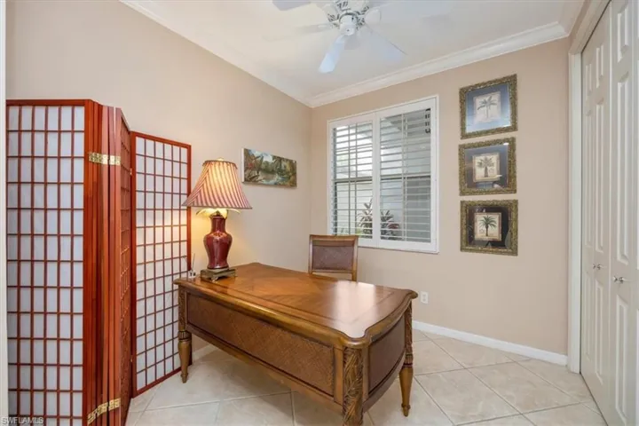 5060  Yacht Harbor  CIR, Naples, FL 34112