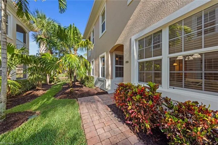 28063 Sosta Ln 1, Bonita Springs, Florida 34135