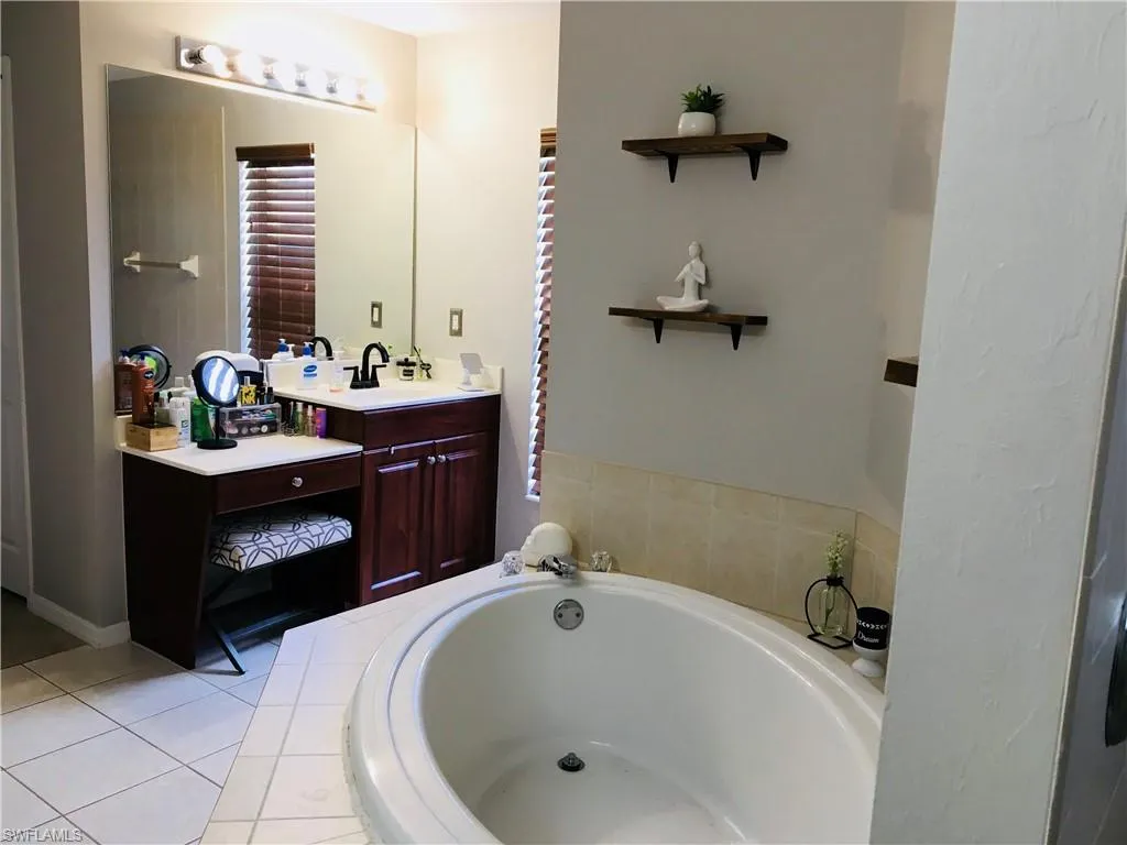 3109 6th PL, Cape Coral, FL 33909,224071434