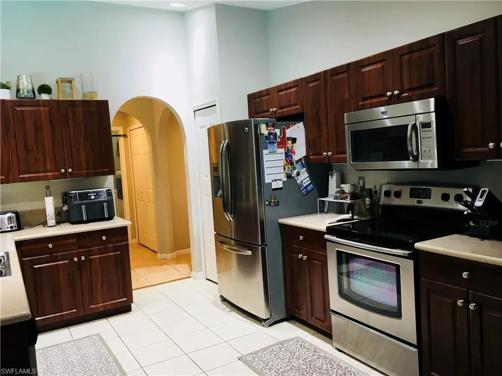 3109 6th PL, Cape Coral, FL 33909,224071434