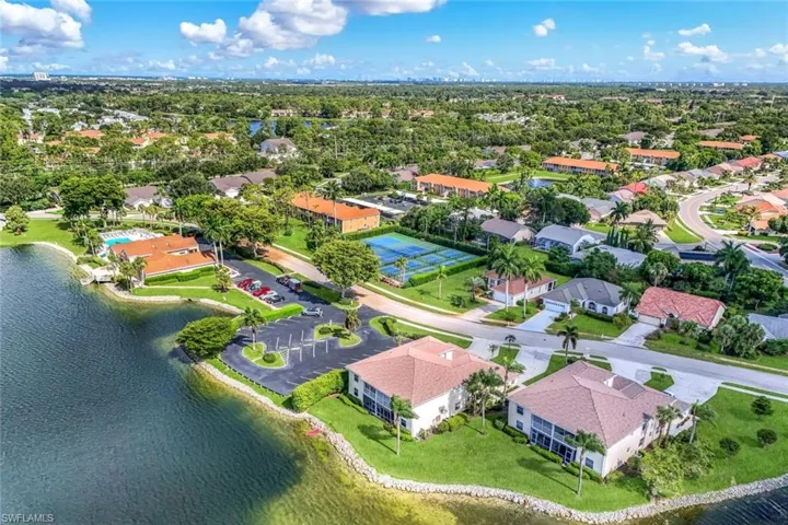 2390 Piccadilly Circus 202, Naples, Florida 34112