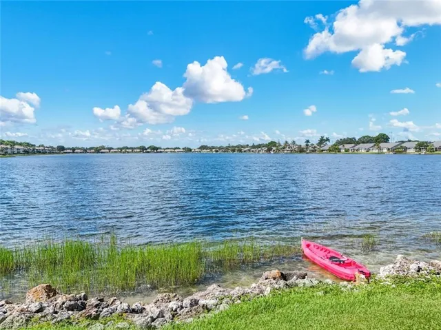 2390 Piccadilly Circus 202, Naples, Florida 34112