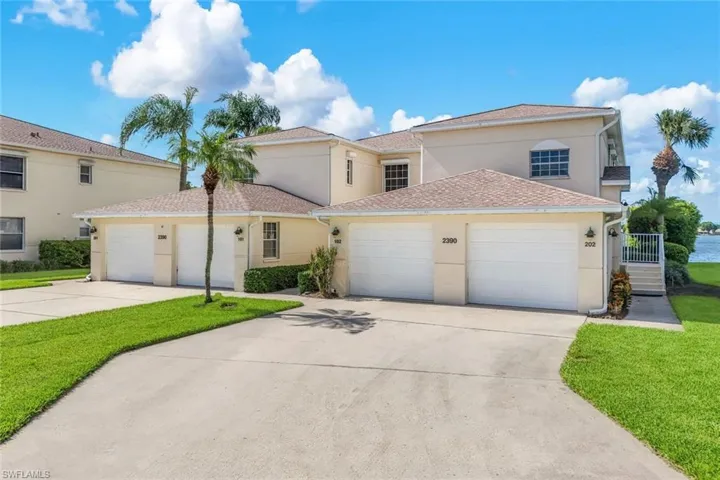2390 Piccadilly Circus 202, Naples, Florida 34112