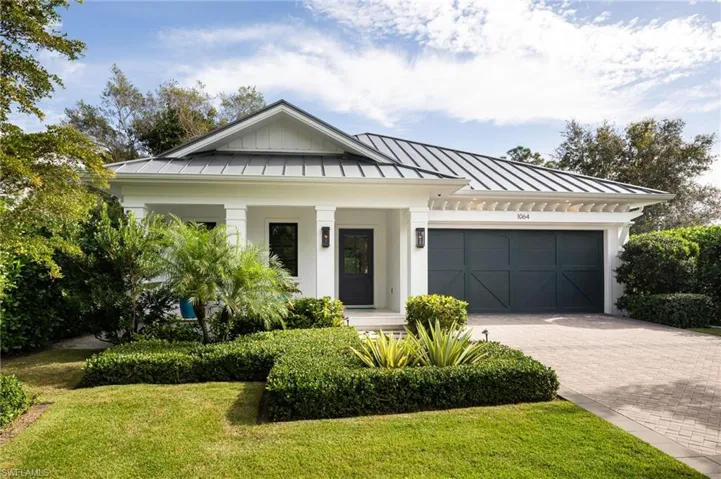 1064 13th St N, Naples, Florida 34102