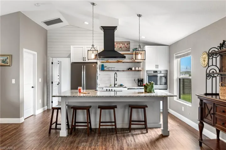 5013 Dania Cir, Labelle, Florida 33935