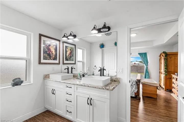5013 Dania Cir, Labelle, Florida 33935