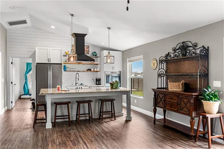 5013 Dania Cir, Labelle, Florida 33935