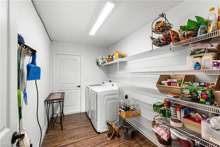 5013 Dania Cir, Labelle, Florida 33935