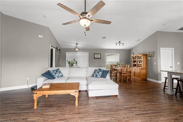 5013 Dania Cir, Labelle, Florida 33935