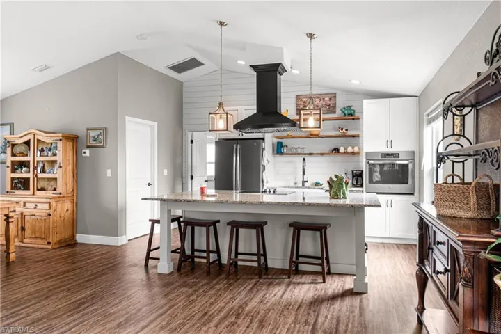 5013 Dania Cir, Labelle, Florida 33935
