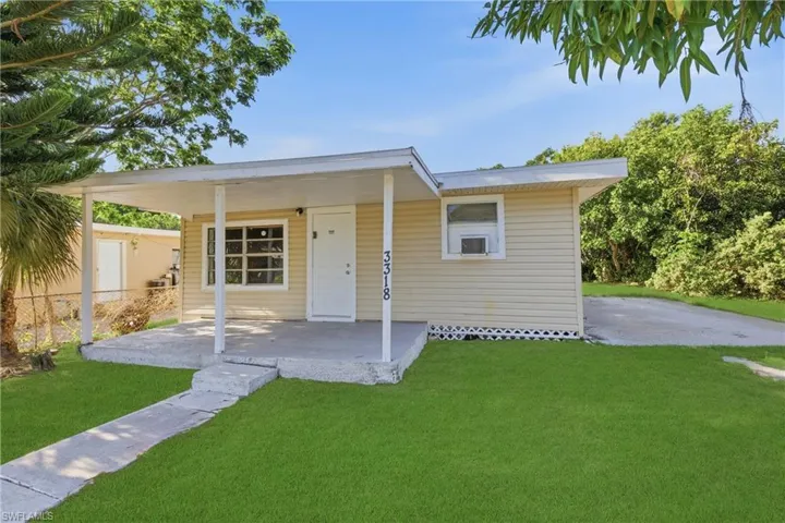 3318  Thomas  ST, Fort Myers, FL 33916
