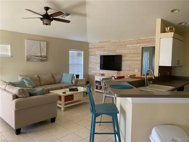 19914 Lake Vista Cir N 14c, Lehigh Acres, Florida 33936