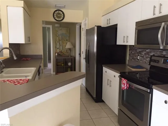 19914 Lake Vista Cir N 14c, Lehigh Acres, Florida 33936