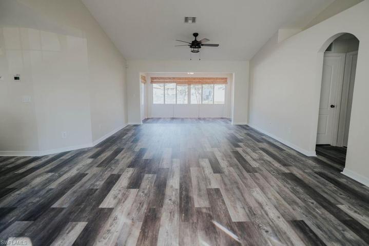 364  Partridge  ST, LEHIGH ACRES, FL 33974