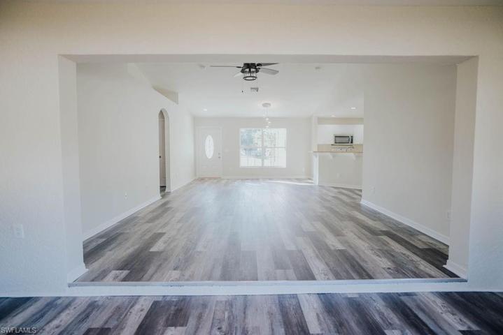 364  Partridge  ST, LEHIGH ACRES, FL 33974