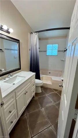 2430 Golden Gate Blvd E, Naples, Florida 34120