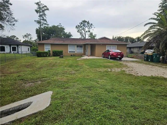 2430 Golden Gate Blvd E, Naples, Florida 34120