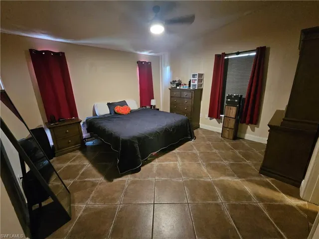 2430 Golden Gate Blvd E, Naples, Florida 34120