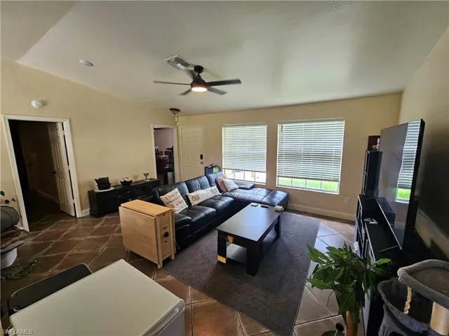 2430 Golden Gate Blvd E, Naples, Florida 34120