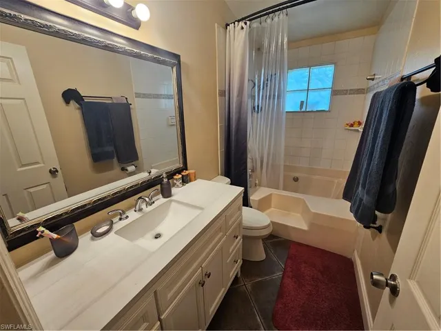 2430 Golden Gate Blvd E, Naples, Florida 34120