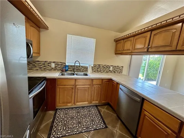 2430 Golden Gate Blvd E, Naples, Florida 34120
