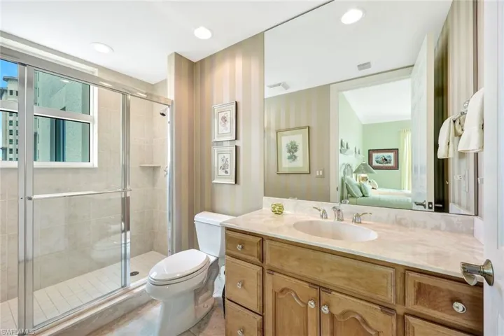 En-Suite Bath