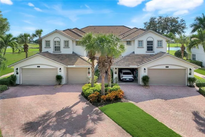 6875  Ascot  DR, Naples, FL 34113