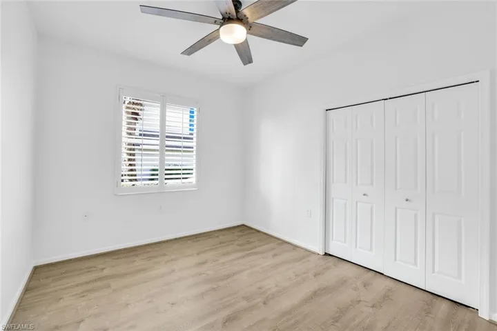 6875  Ascot  DR, Naples, FL 34113