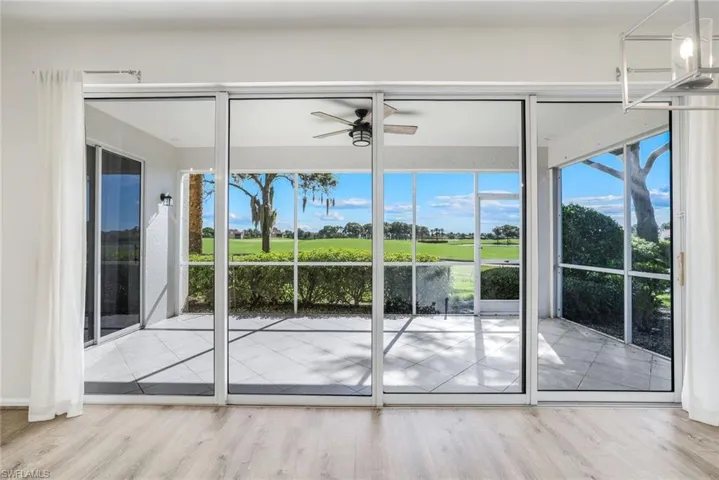 6875  Ascot  DR, Naples, FL 34113