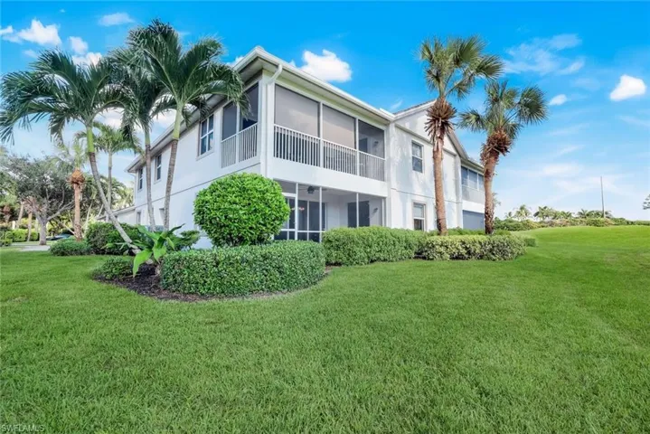 6875  Ascot  DR, Naples, FL 34113