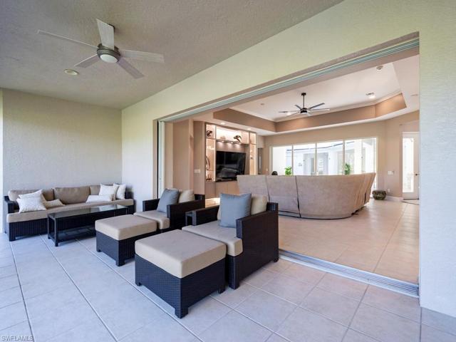 Lanai into Living Room